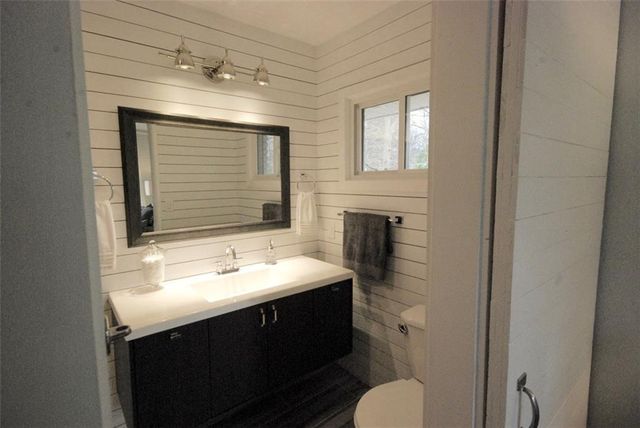 911 LAKE SE Court, Smyrna, GA 30082