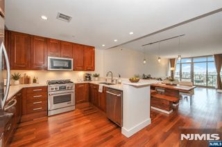 8100 River Road 601, North Bergen, NJ 07047