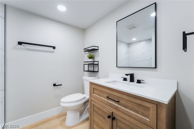 3743 Colonial Drive, Las Vegas, NV 89121