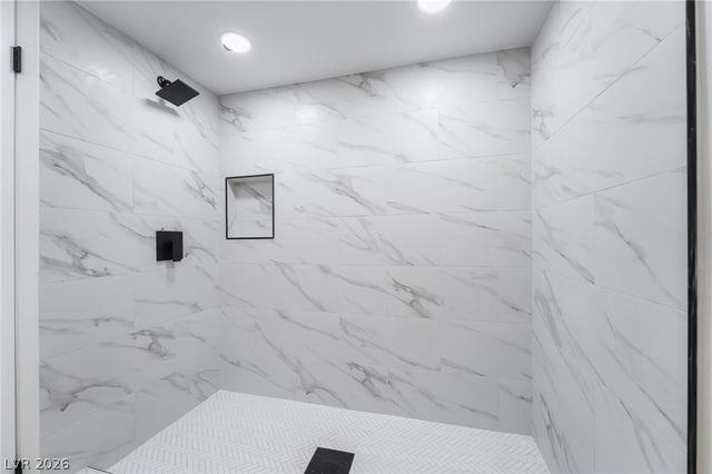 3743 Colonial Drive, Las Vegas, NV 89121