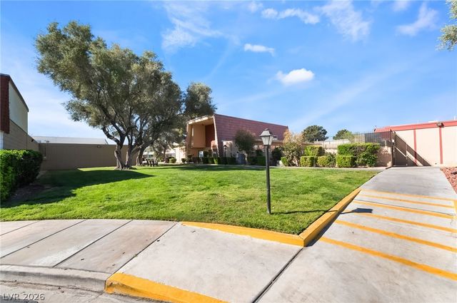 3743 Colonial Drive, Las Vegas, NV 89121