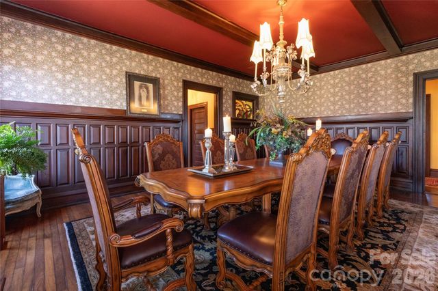 129 Woolsey Heights, Waynesville, NC 28786