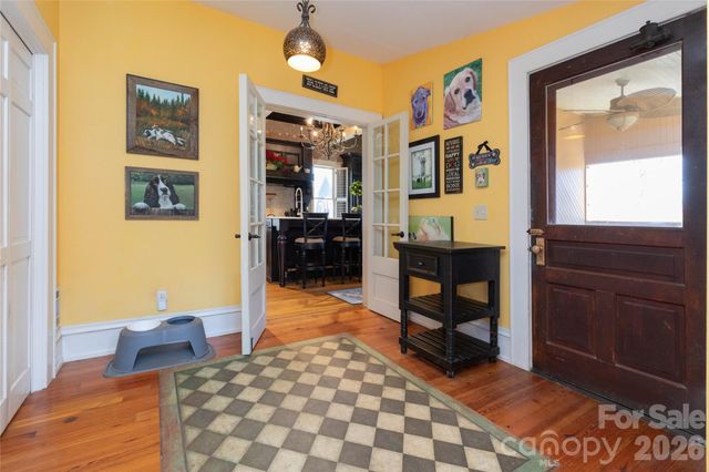 129 Woolsey Heights, Waynesville, NC 28786