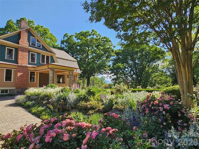 129 Woolsey Heights, Waynesville, NC 28786