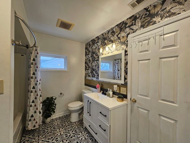 2108 Sanborn Dr, Nashville, TN 37210