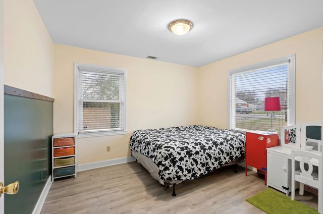 2108 Sanborn Dr, Nashville, TN 37210
