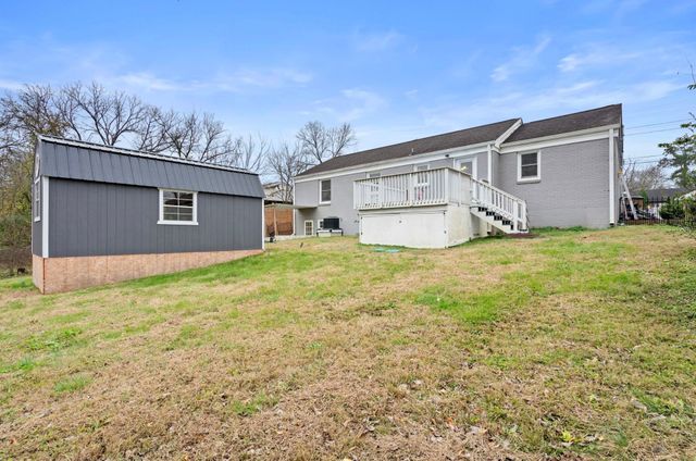 2108 Sanborn Dr, Nashville, TN 37210