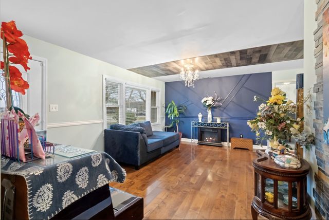 2108 Sanborn Dr, Nashville, TN 37210