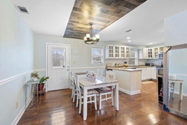2108 Sanborn Dr, Nashville, TN 37210