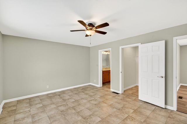 704 Brattleboro Rd, Bernardston, MA 01337