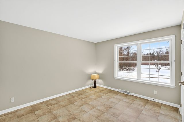 704 Brattleboro Rd, Bernardston, MA 01337