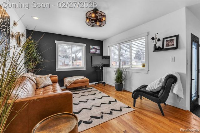 14912 Heyer Street, Livonia, MI 48154