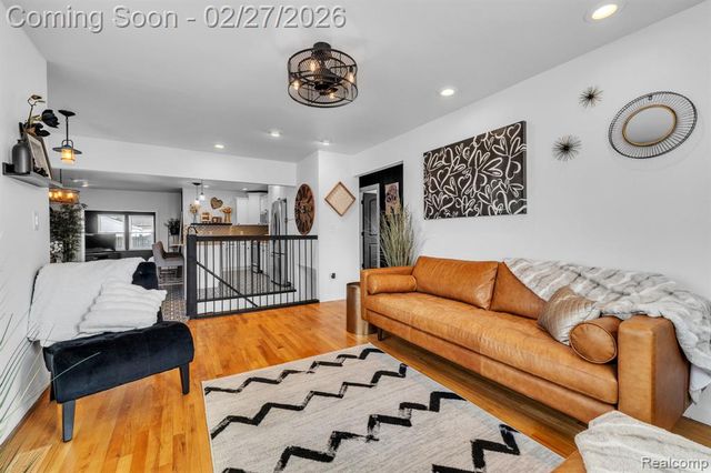 14912 Heyer Street, Livonia, MI 48154