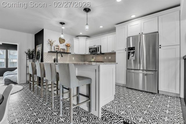 14912 Heyer Street, Livonia, MI 48154