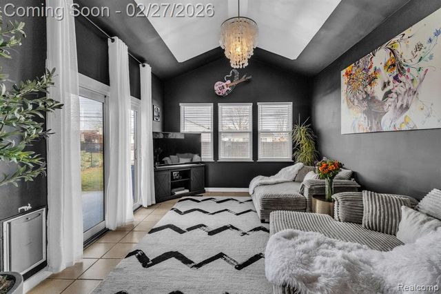 14912 Heyer Street, Livonia, MI 48154