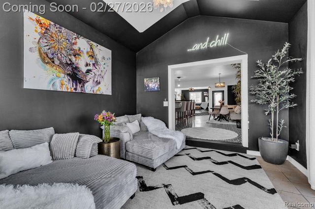 14912 Heyer Street, Livonia, MI 48154