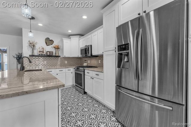 14912 Heyer Street, Livonia, MI 48154