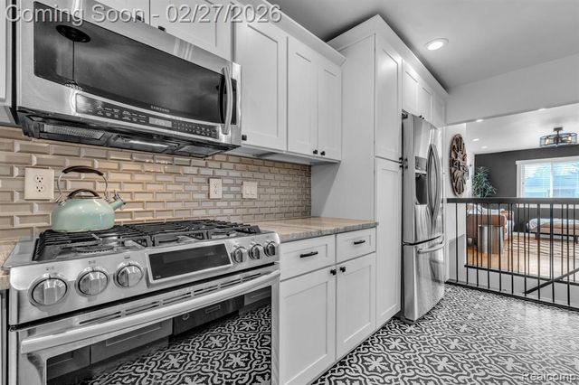 14912 Heyer Street, Livonia, MI 48154