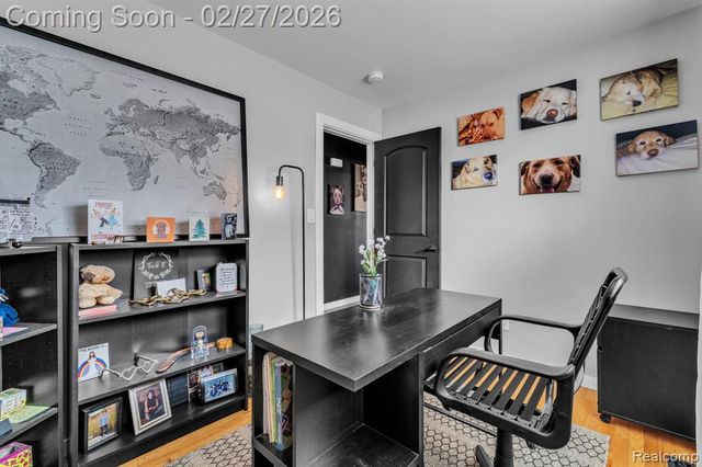 14912 Heyer Street, Livonia, MI 48154