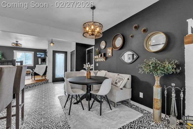 14912 Heyer Street, Livonia, MI 48154