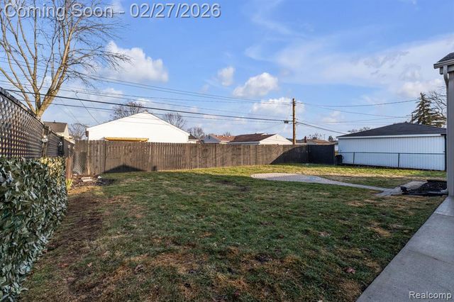 14912 Heyer Street, Livonia, MI 48154