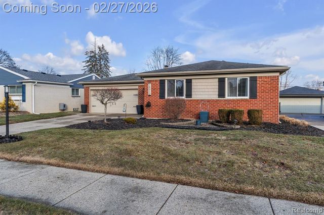 14912 Heyer Street, Livonia, MI 48154