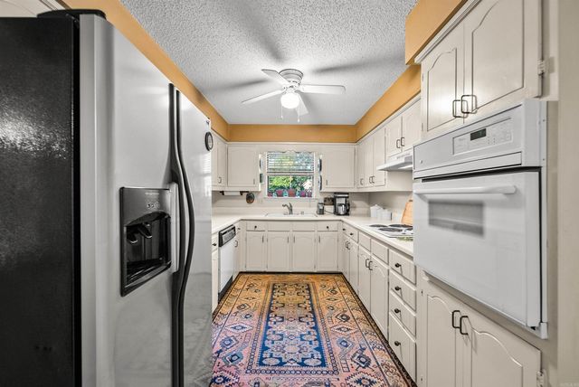 7601 Flintrock Road, North Little Rock, AR 72116