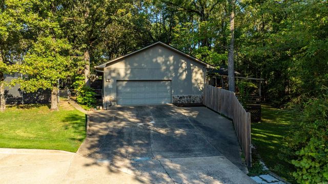 7601 Flintrock Road, North Little Rock, AR 72116