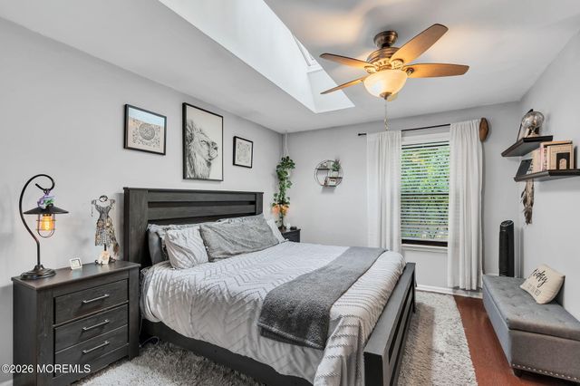 10 Concord Circle, Howell, NJ 07731