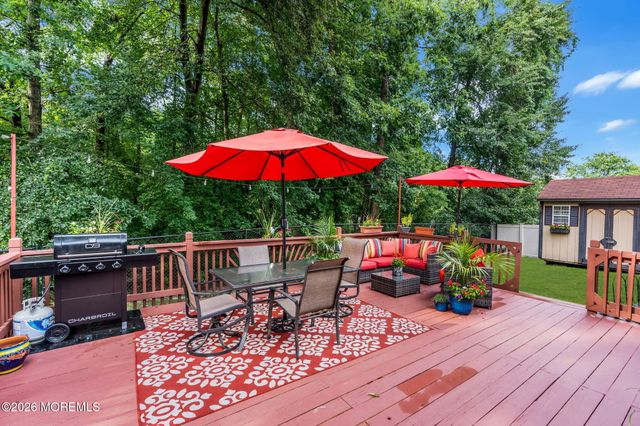 10 Concord Circle, Howell, NJ 07731