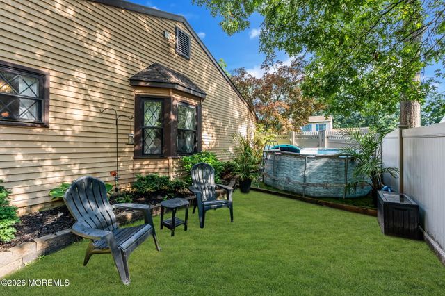 10 Concord Circle, Howell, NJ 07731