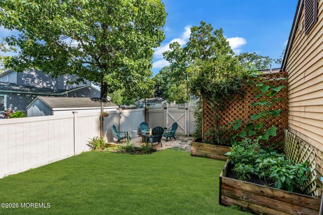 10 Concord Circle, Howell, NJ 07731