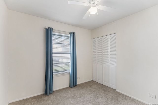 6243 FLINT ROCK DR, San Antonio, TX 78238