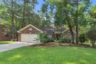 67 E Sterling Pond Circle, The Woodlands, TX 77382
