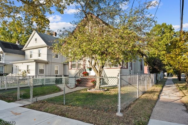 355 Bergen St, Plainfield City, NJ 07063