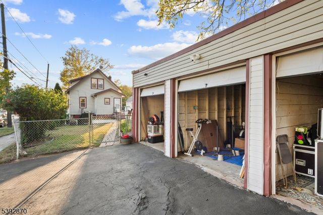 355 Bergen St, Plainfield City, NJ 07063