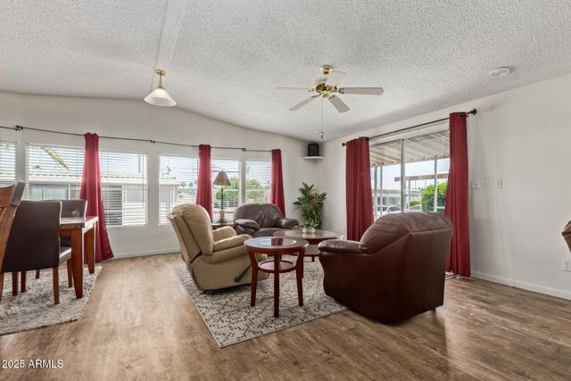 205 S HIGLEY Road 300, Mesa, AZ 85206