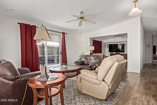 205 S HIGLEY Road 300, Mesa, AZ 85206