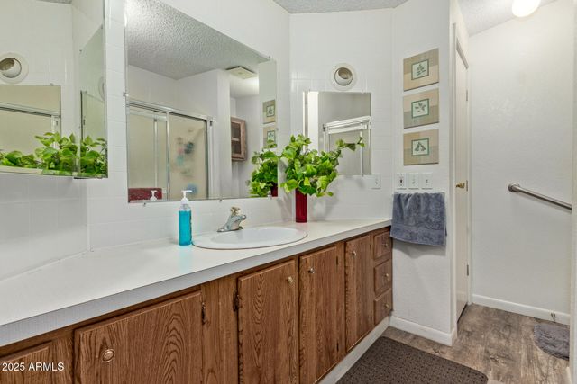 205 S HIGLEY Road 300, Mesa, AZ 85206