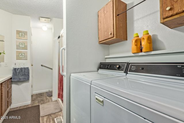 205 S HIGLEY Road 300, Mesa, AZ 85206