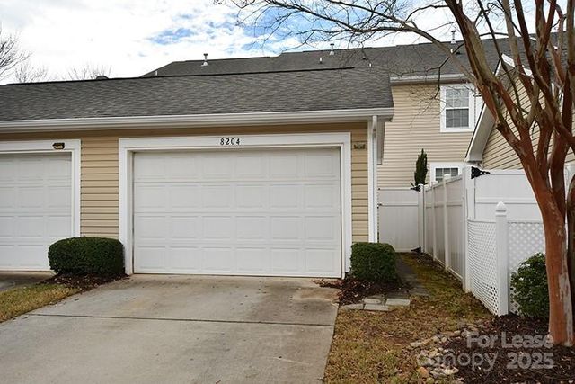 8204 Viewpoint Lane, Cornelius, NC 28031