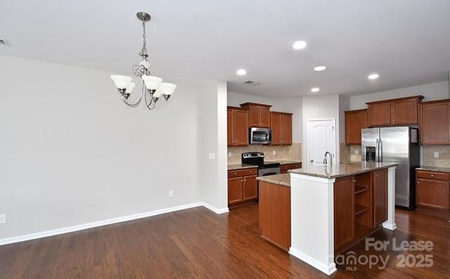 8204 Viewpoint Lane, Cornelius, NC 28031