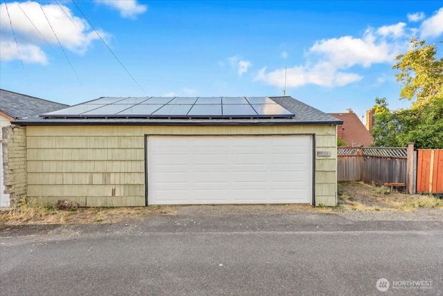 4124 6th Avenue, Tacoma, WA 98406