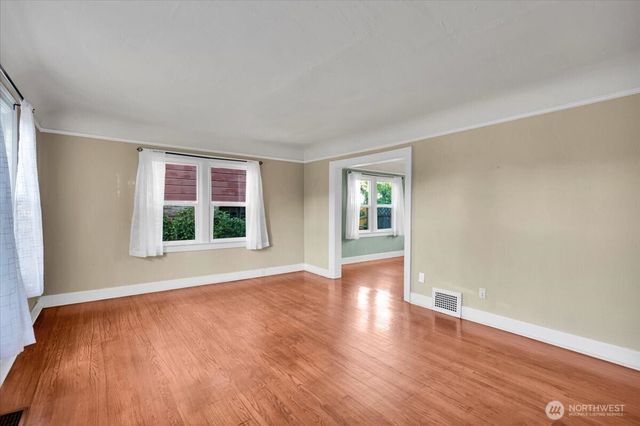 4124 6th Avenue, Tacoma, WA 98406