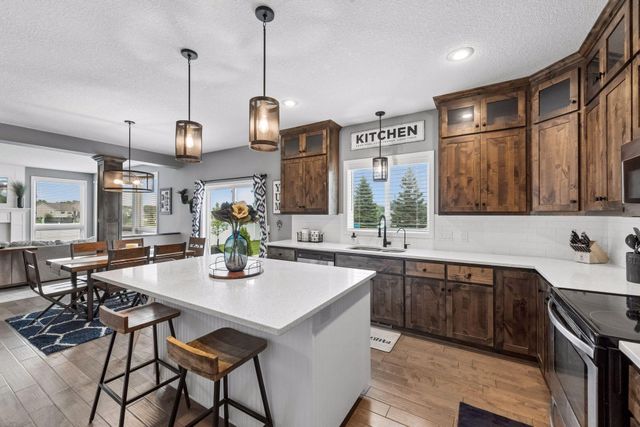 5385 Credit River Road SE, Prior Lake, MN 55372