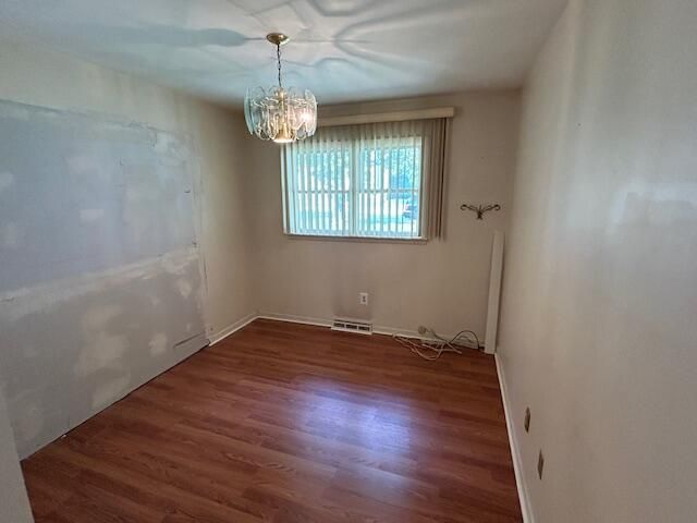 7705 Whitcomb Street, Merrillville, IN 46410