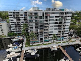 1700 N N River Dr 406, Miami, FL 33125