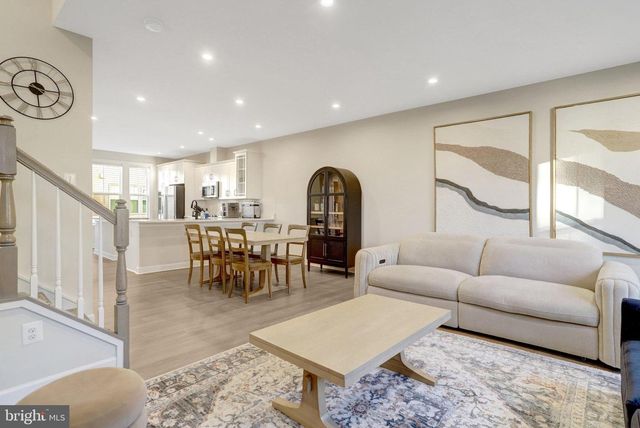 7282 NITTANY LN, Alexandria, VA 22306