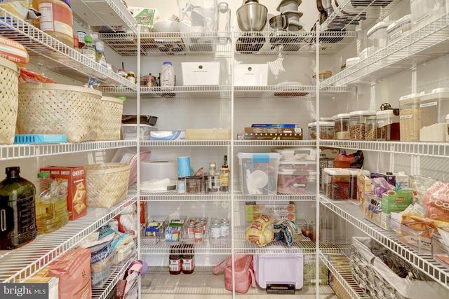 7282 NITTANY LN, Alexandria, VA 22306