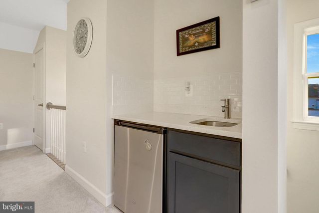 7282 NITTANY LN, Alexandria, VA 22306